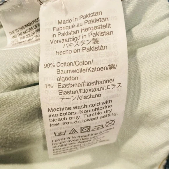 J. Crew medium wash mid-thigh cutoff denim shorts. Size 27 - Picture 4 of 4